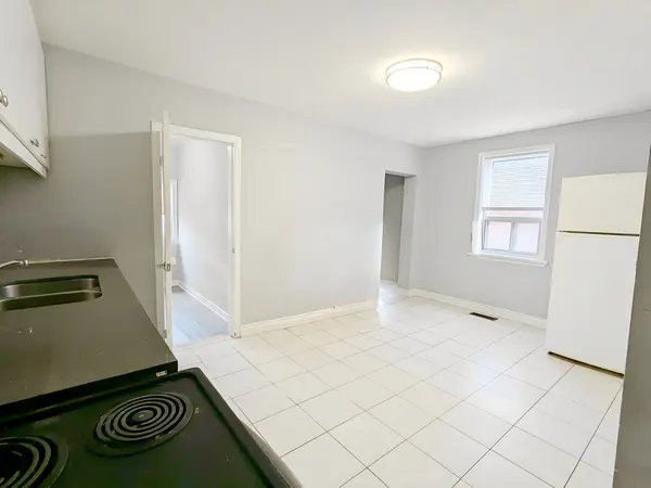 2 Thornton AVE #1, Toronto W03, ON M6E 2C9