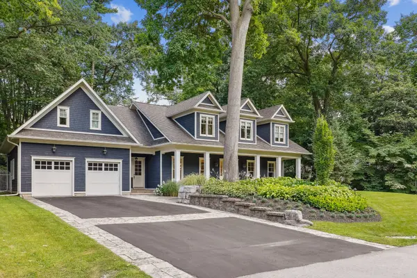 1097 Birchview AVE, Oakville, ON L6J 2C5