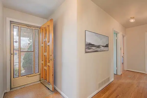 40 Sedgebrook CRES, Toronto W08, ON M9B 2X1