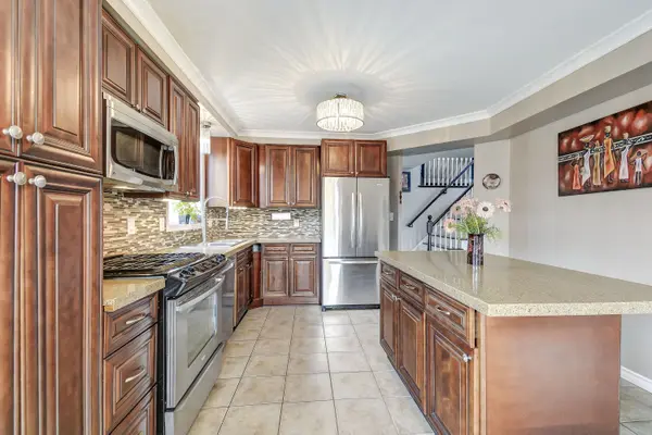 15 Waffler CRES, Cambridge, ON N1P 1H6