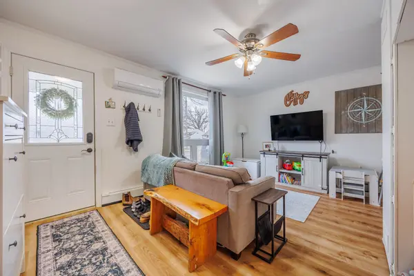 5 Nelles RD, Welland, ON L3B 2P1