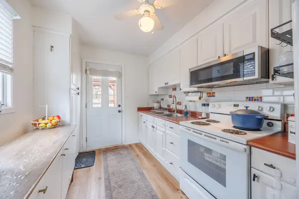 5 Nelles RD, Welland, ON L3B 2P1