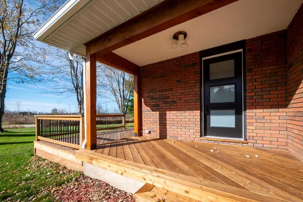 105 John ST, Georgian Bluffs, ON N0H 2T0