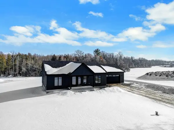 1207 Rae RD, Mississippi Mills, ON K0A 1A0