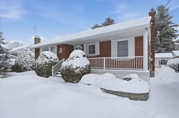 39 Appleford ST, Beacon Hill North - South And Area, ON K1J 6T7