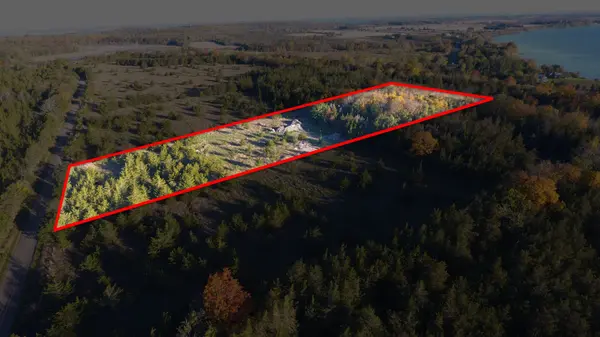 451 Rock Cross RD S, Prince Edward County, ON K0K 2T0