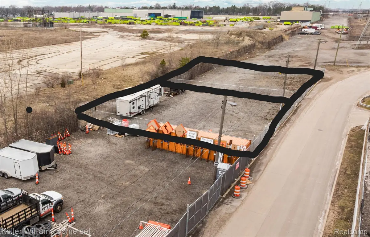 123 E Montcalm ST, Pontiac, MI 48342