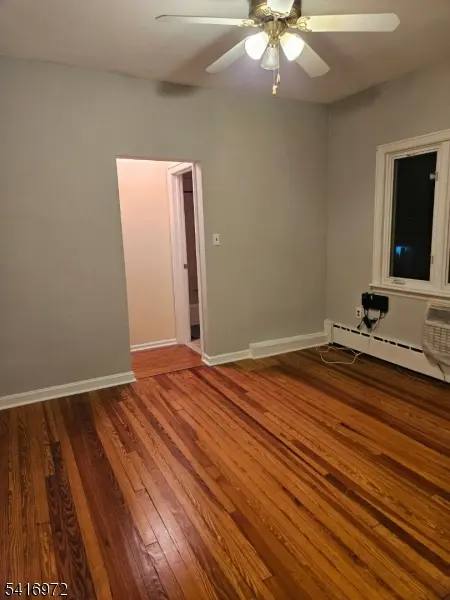 653 New York Ave, Lyndhurst Twp., NJ 07071