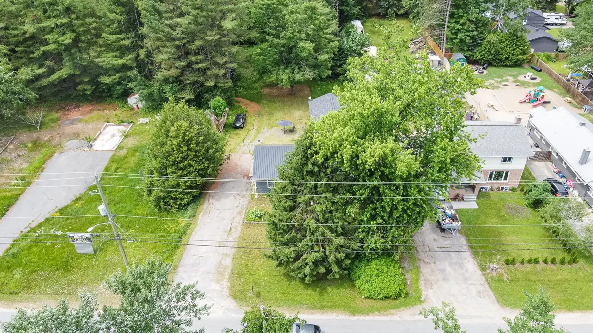 253 Maple ST, Bracebridge, ON P1L 1K3