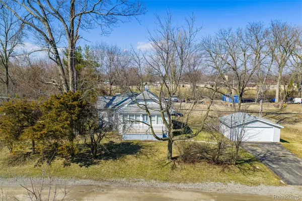 424 Fremont ST, Bloomfield Hills, MI 48302