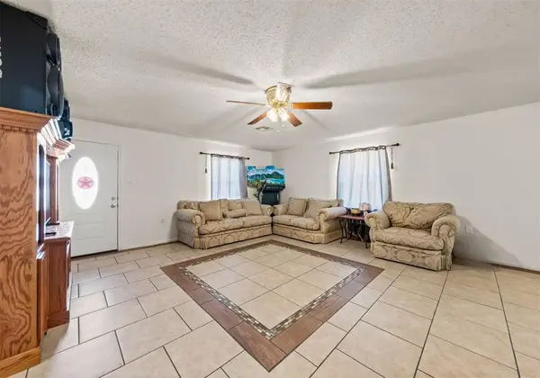 3524 Live Oak Avenue, Waco, TX 76708