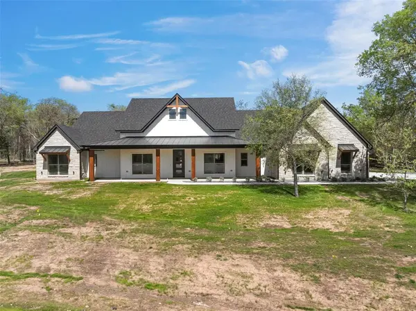 317 N Big Red Way, China Spring, TX 76633