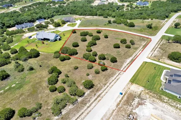 301 Elliott Court, Cresson, TX 76035