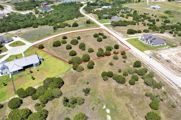 301 Elliott Court, Cresson, TX 76035