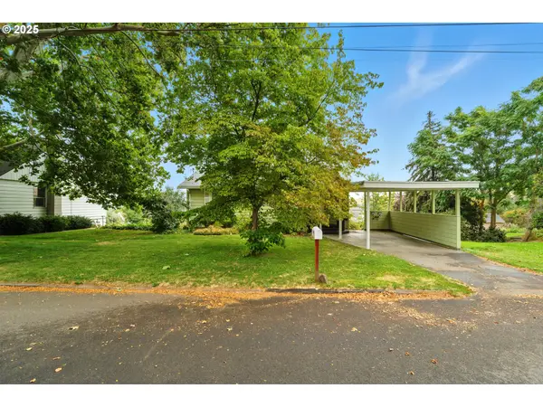 1009 COLLEGE ST, Milton Freewater, OR 97862