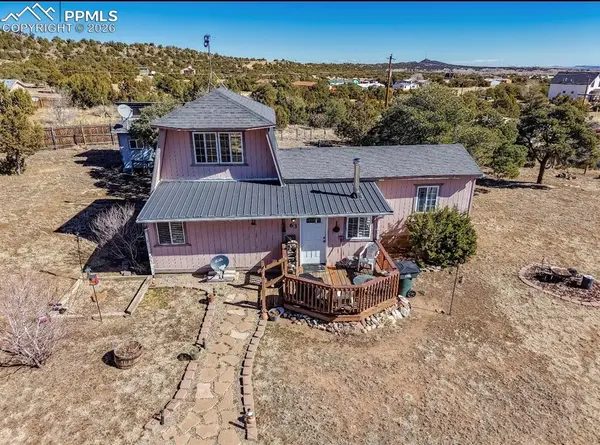 63 Trinchera CT, Walsenburg, CO 81089