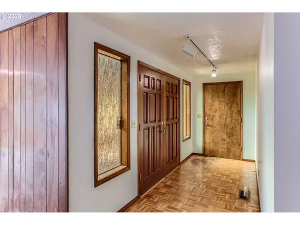 14020 SE 215TH CT, Damascus, OR 97089