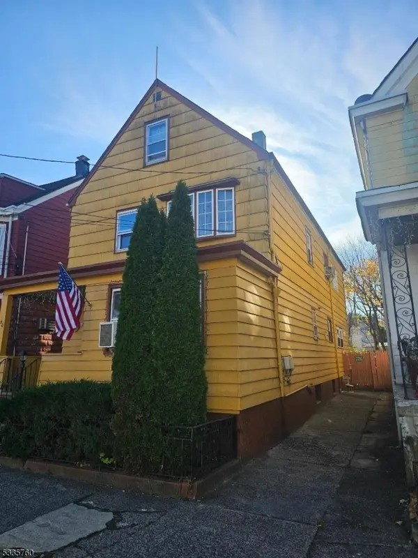 60 Murray Ave, Paterson City, NJ 07501