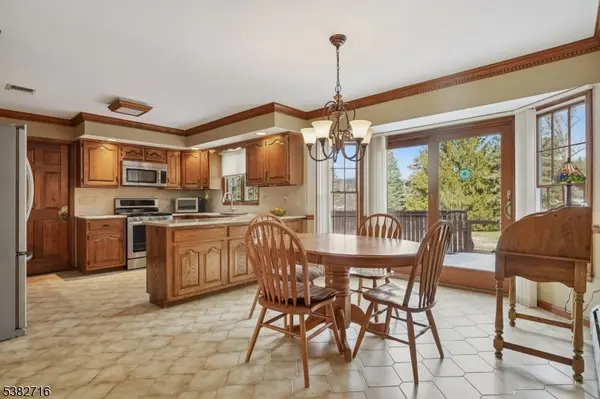 32 Nancy Terrace, Washington Twp., NJ 07853