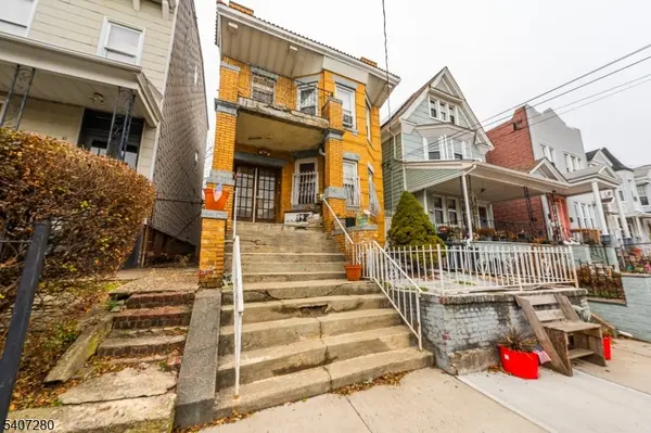 85 Arlington Ave, Jersey City, NJ 07305