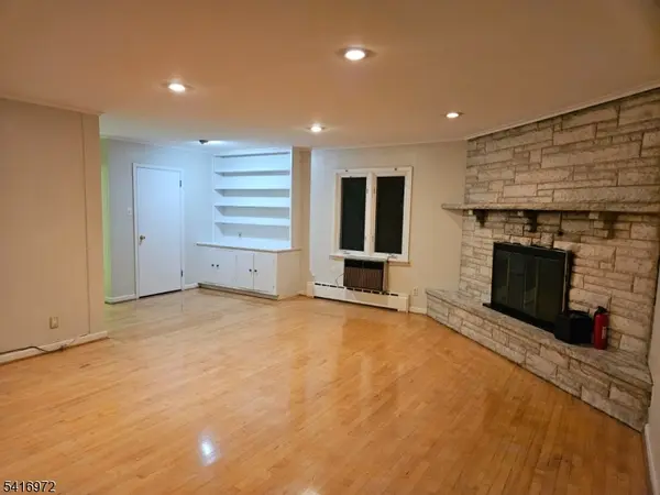 653 New York Ave, Lyndhurst Twp., NJ 07071