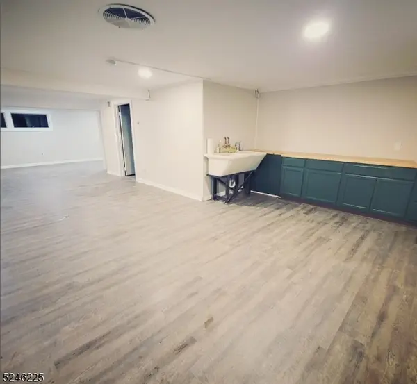 12 Creek Rd, Milford Boro, NJ 08848