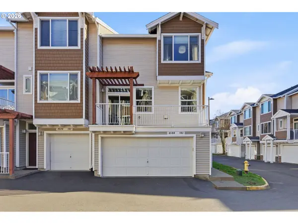 8590 SW 147TH TER #103, Beaverton, OR 97007