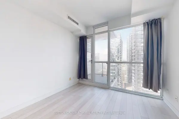 290 Adelaide ST W #2703, Toronto C01, ON M5V 0P3