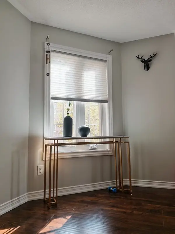 33 Guildpark Pathway, Toronto E08, ON M1J 3P1