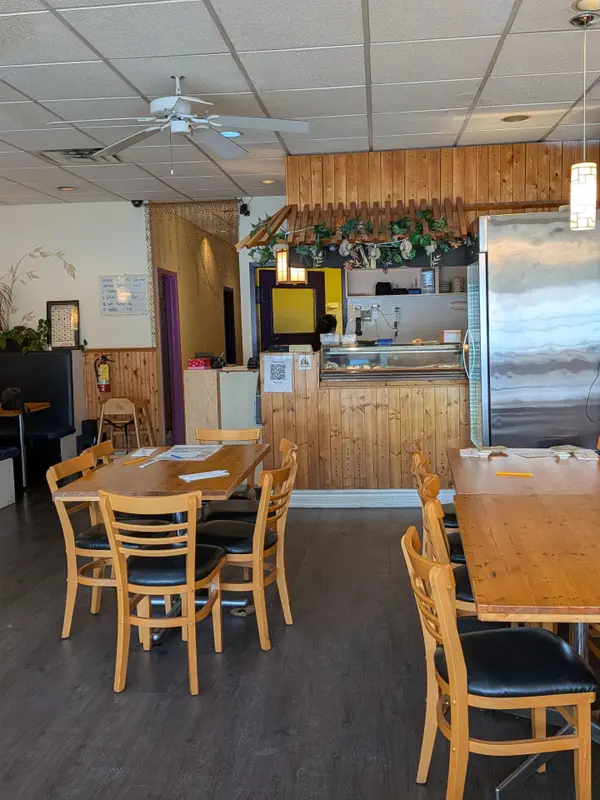 46 Simcoe ST N #Main Floor, Oshawa, ON L1G 4S1