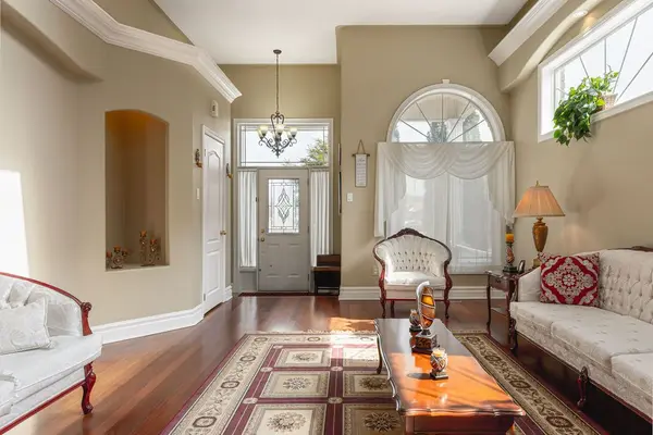 56 Fenning DR, Clarington, ON L1E 3H2