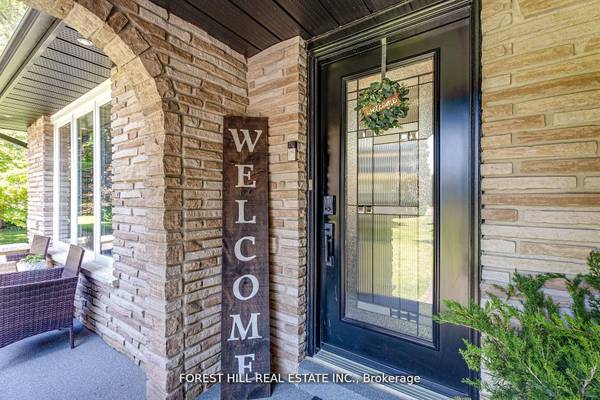 5837 Yonge ST, Innisfil, ON L0L 1K0