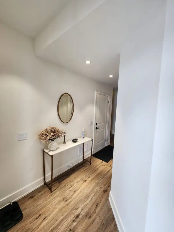 263 Barrie ST #11, Bradford West Gwillimbury, ON L3Z 1A2