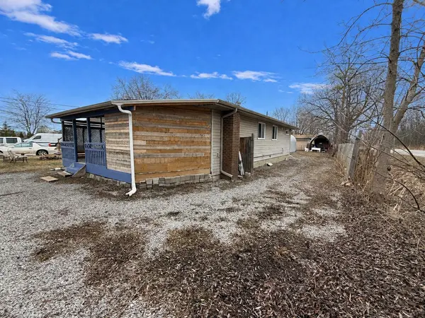 815 Lagoon DR, Georgina, ON L0E 1S0