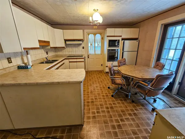 404 Brownlee STREET, Herbert, SK S0H 2A0