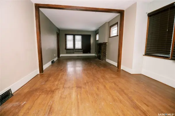 105 28th STREET, Saskatoon, SK S7L 0K1