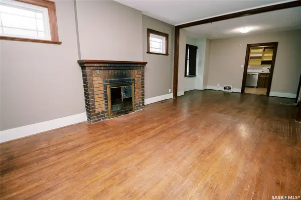 105 28th STREET, Saskatoon, SK S7L 0K1