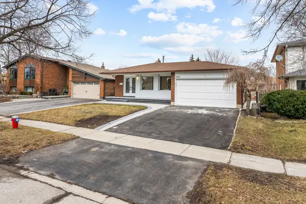 2437 Chilsworthy AVE, Mississauga, ON L5B 2R4