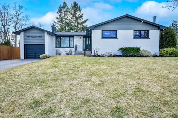 1484 Moss Glen RD,  Burlington,  ON L7P 2C3