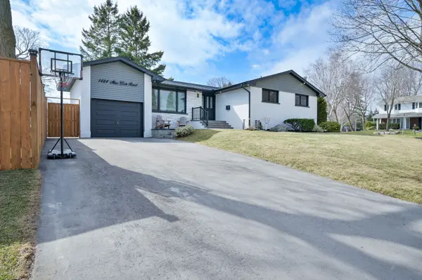 1484 Moss Glen RD, Burlington, ON L7P 2C3