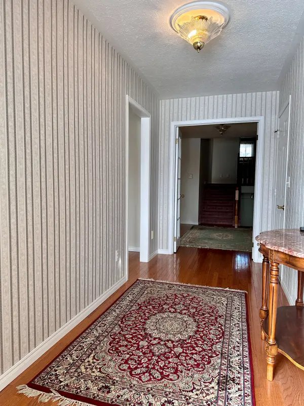 218 4th Street CRES, Hanover, ON N4N 3S2