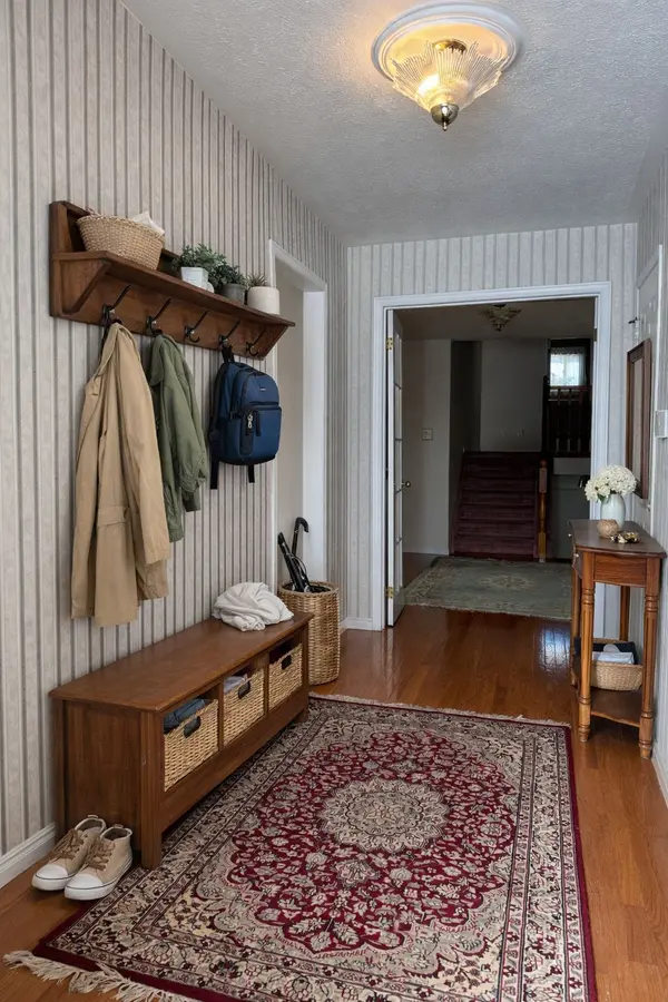 218 4th Street CRES, Hanover, ON N4N 3S2