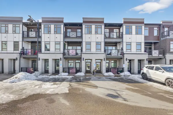 155 Thomas Slee DR #2K, Kitchener, ON N2P 0J8