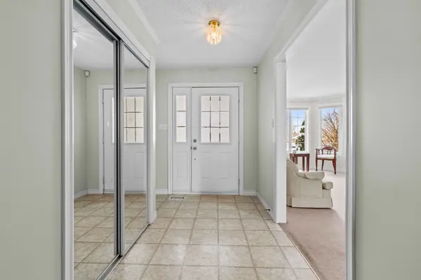 2903 Jennifer DR, Peterborough, ON K9L 1Z5