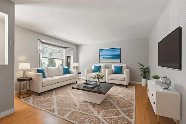 7 Rollscourt GDNS, London North, ON N6G 1L9