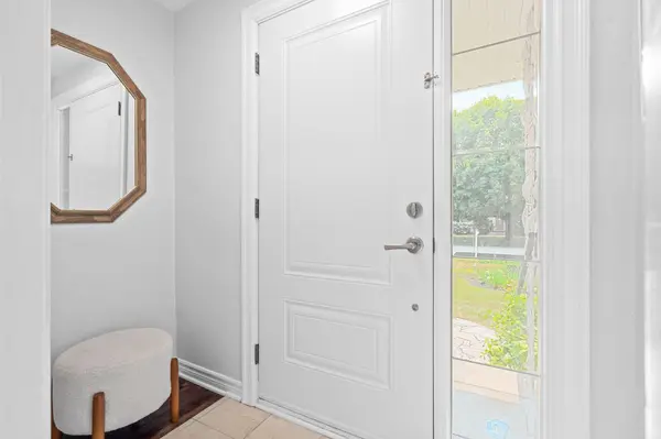 249 Faircrest RD, Alta Vista And Area, ON K1H 5C9