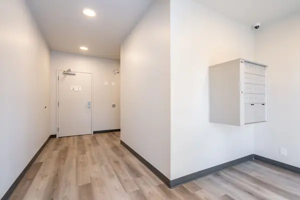 259 King ST E #304, Hamilton, ON L8G 1M1