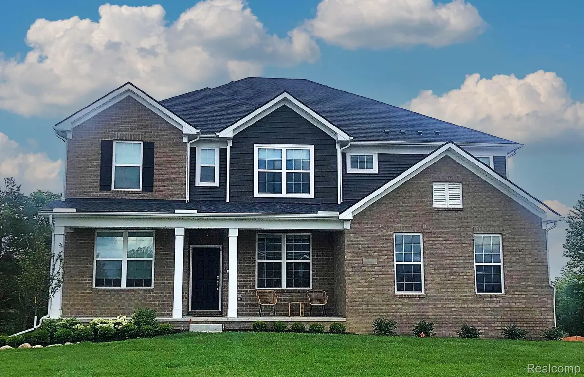 22230 Poppi CT, Lyon Charter Township, MI 48178