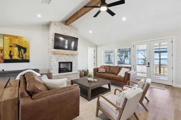 413 Hoot Avenue, Graford, TX 76449