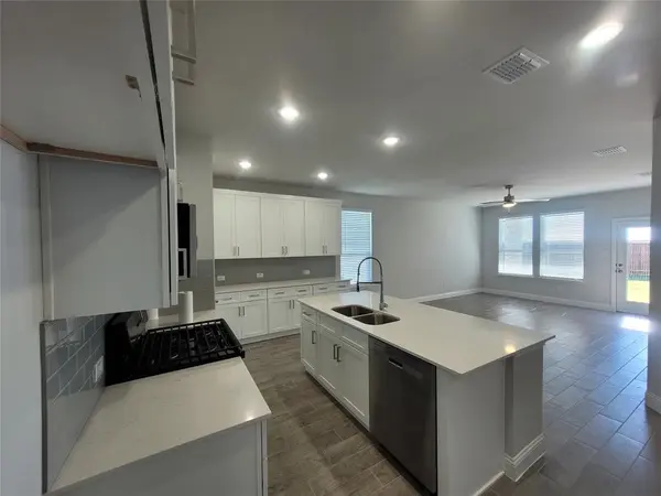 2515 Blue Oasis, Forney, TX 75126